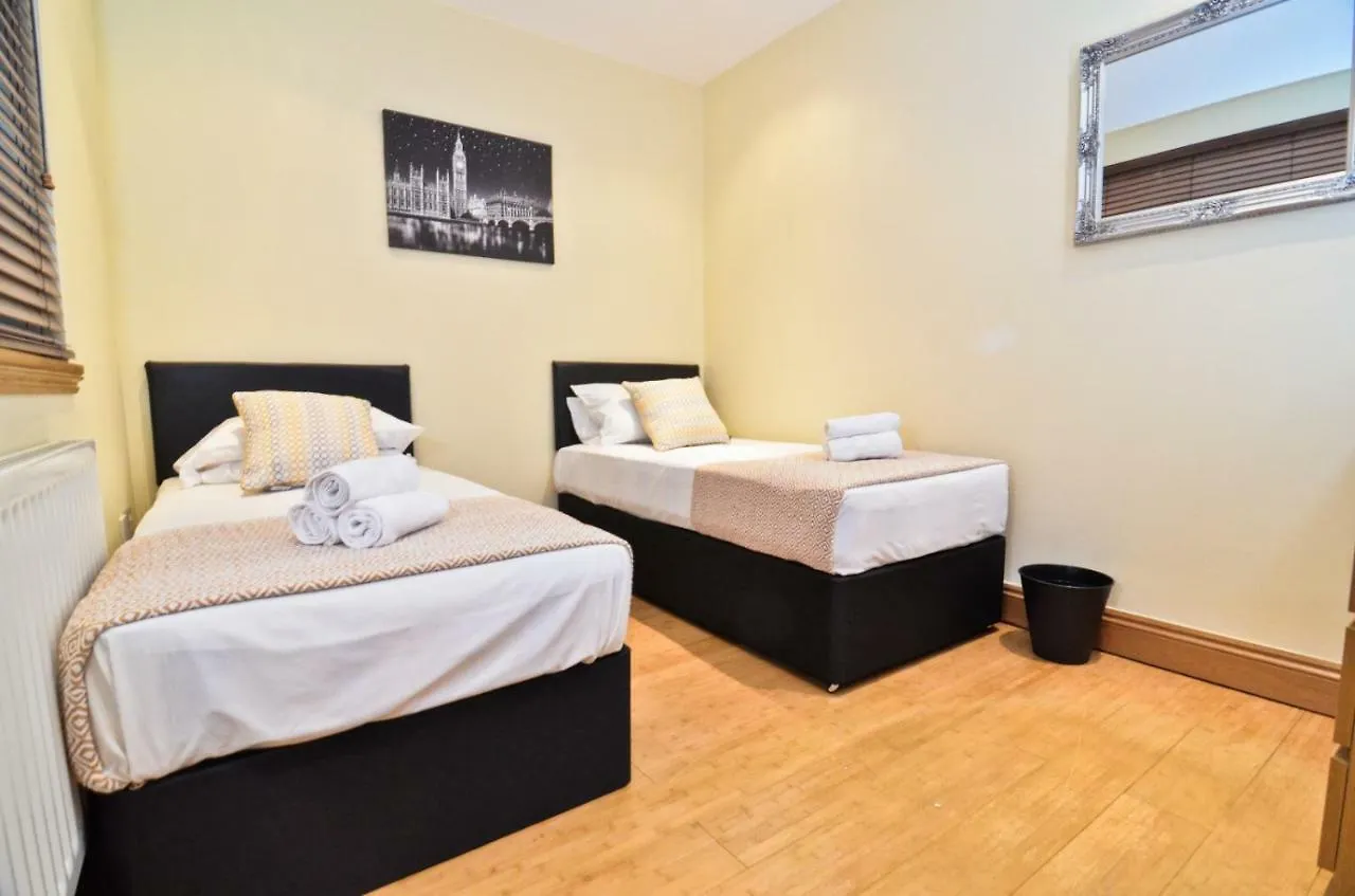Thames View House Surrey Quays Hotel Londen