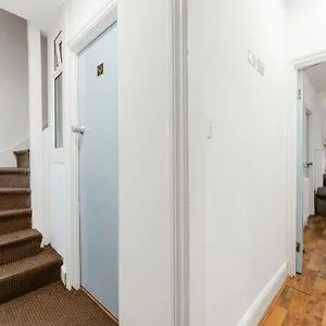  Maison d'hôtes Upton Park Bedrooms 25 Min To